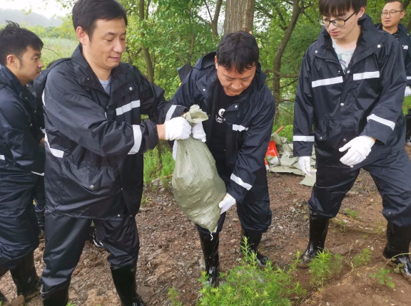 抗洪一線，有安徽稅務(wù)人的身影